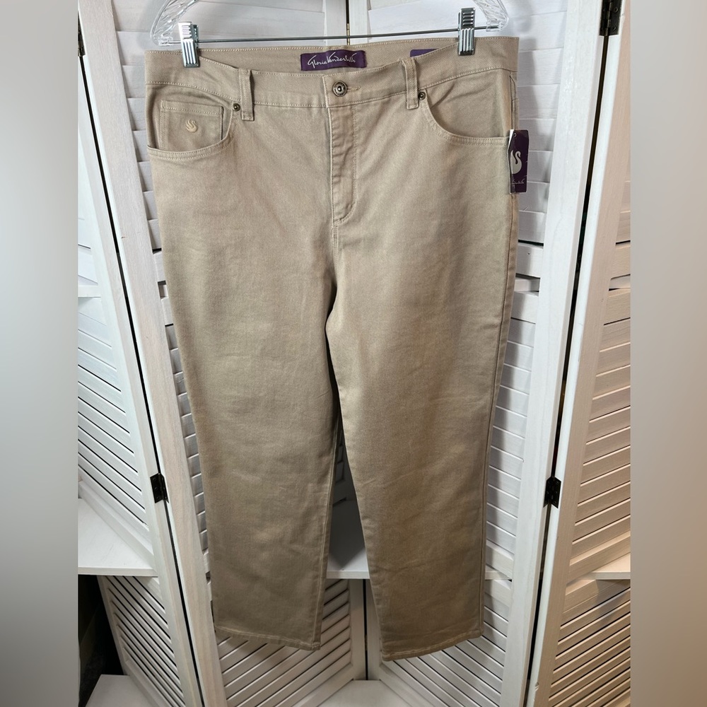 NEW GLORIA VANDERBILT PANTS/JEANS